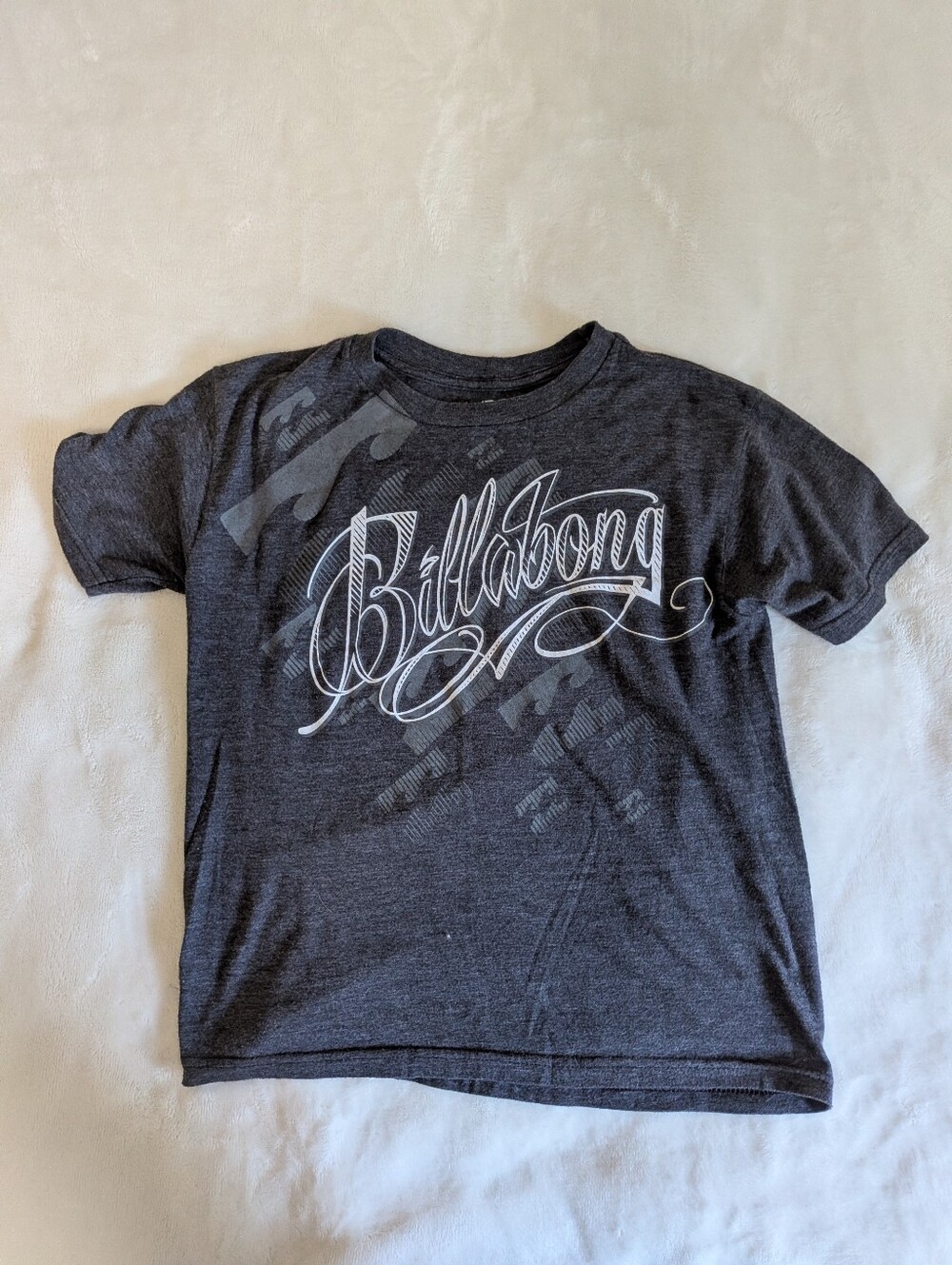 2000's billabong baby tee
